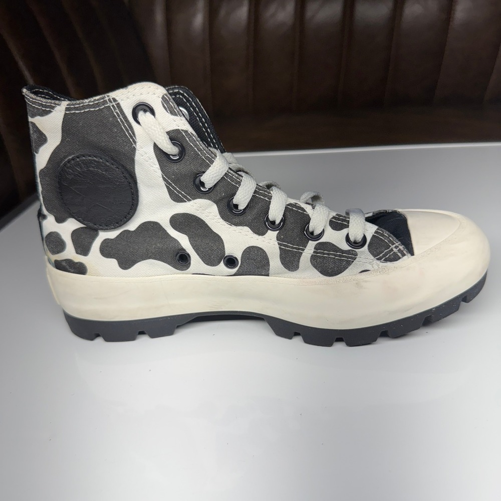 Converse All Star Chuck Taylor Lugged High Top‎ Cow Print Sneakers Womens Size 8 - Picture 5 of 16